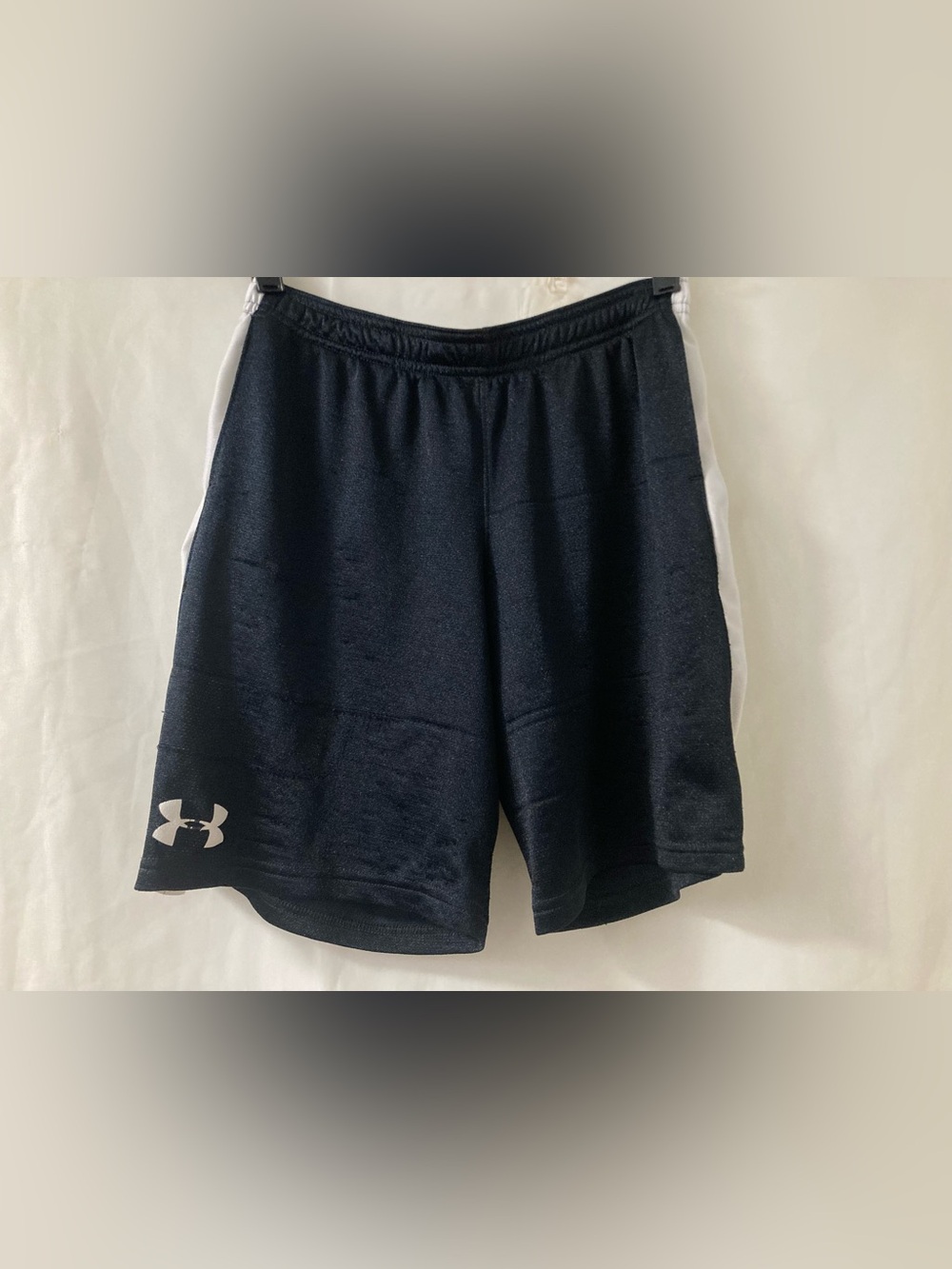 Under Armour Black White Athletic Training Shorts Loose Fit LG